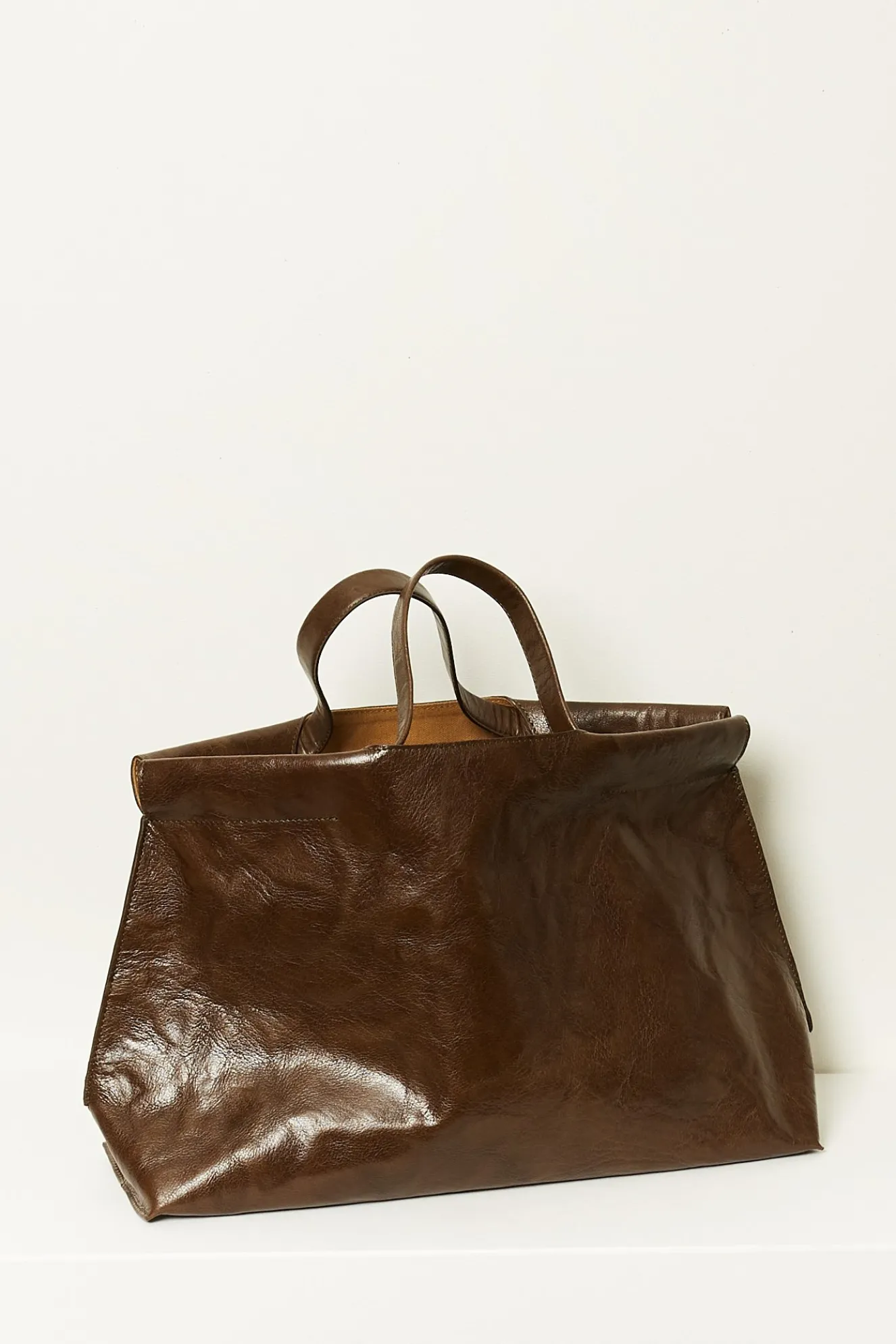 bea_mombaers_shopper_midi_0-1.webp Bea Mombaers Shopper midi