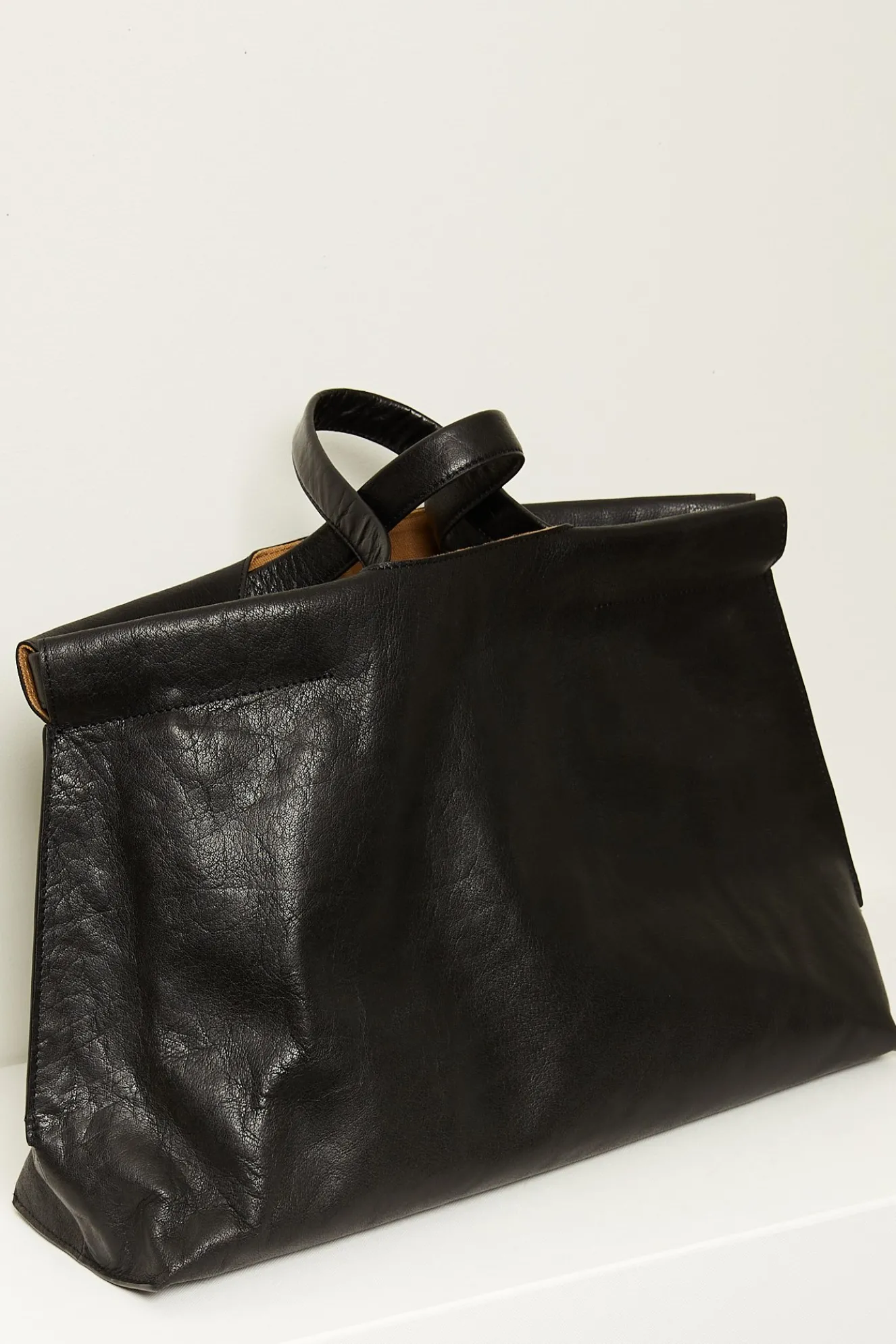bea_mombaers_shopper_midi_3.webp Bea Mombaers Shopper midi