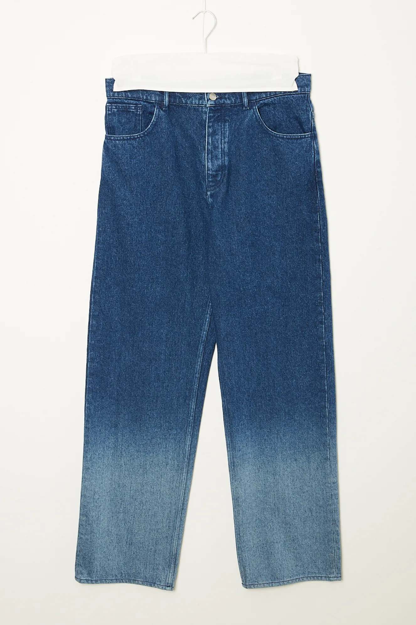botter_gradient_denim_tro_0.webp Botter Gradient denim trousers