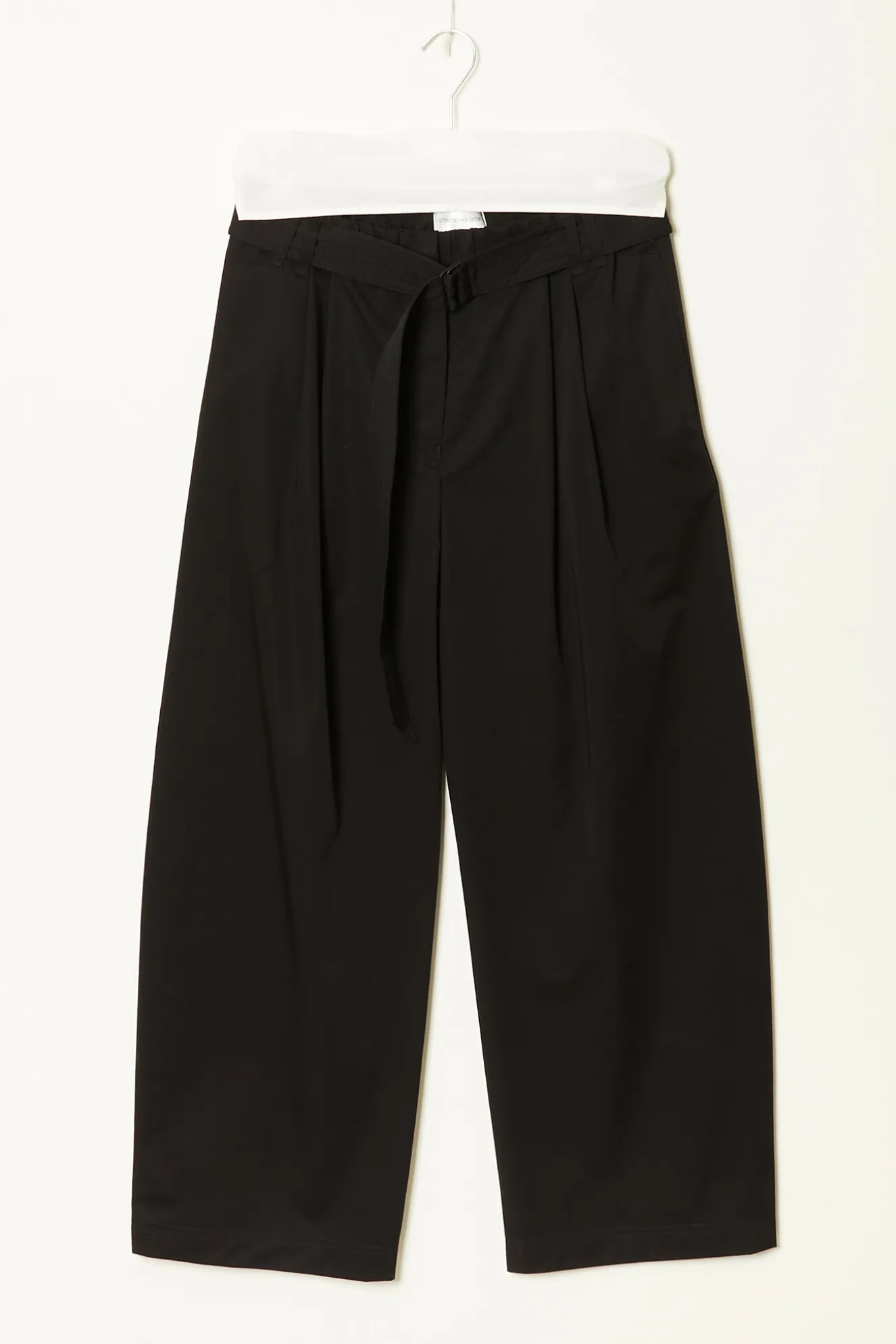 christian_wijnants_pagata_0.webp Christian Wijnants Pagata barel leg pants
