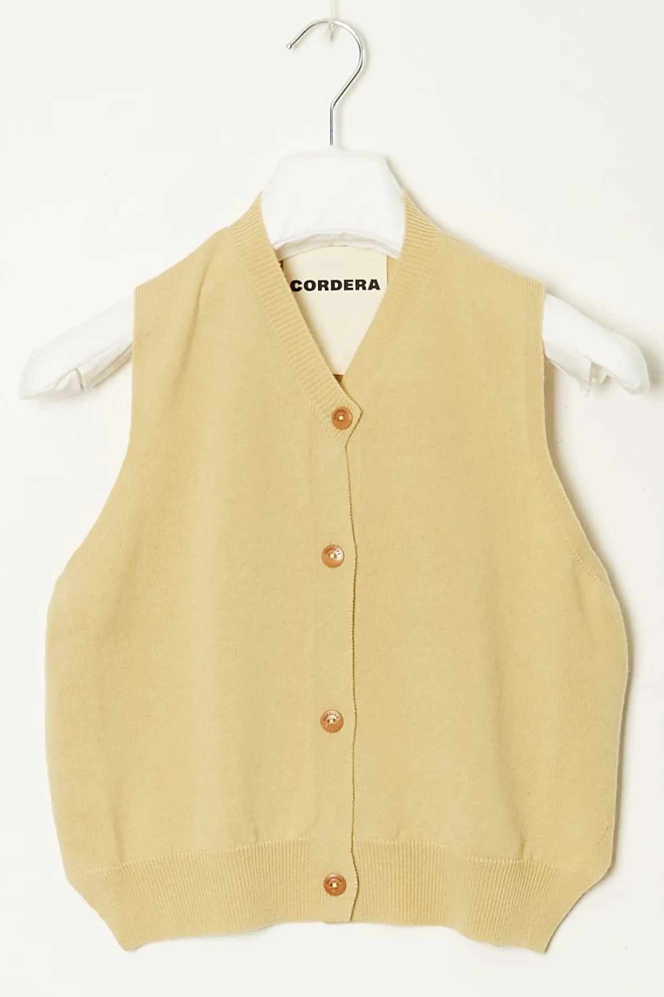 cordera_merino_wool_waist_0.webp Cordera Merino wool waistcoat