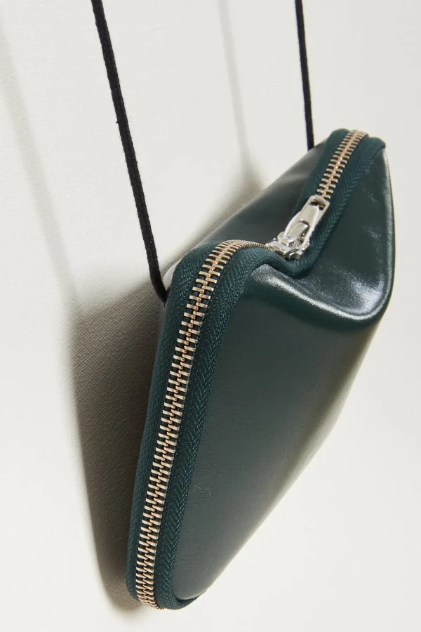0038 Dented wallet