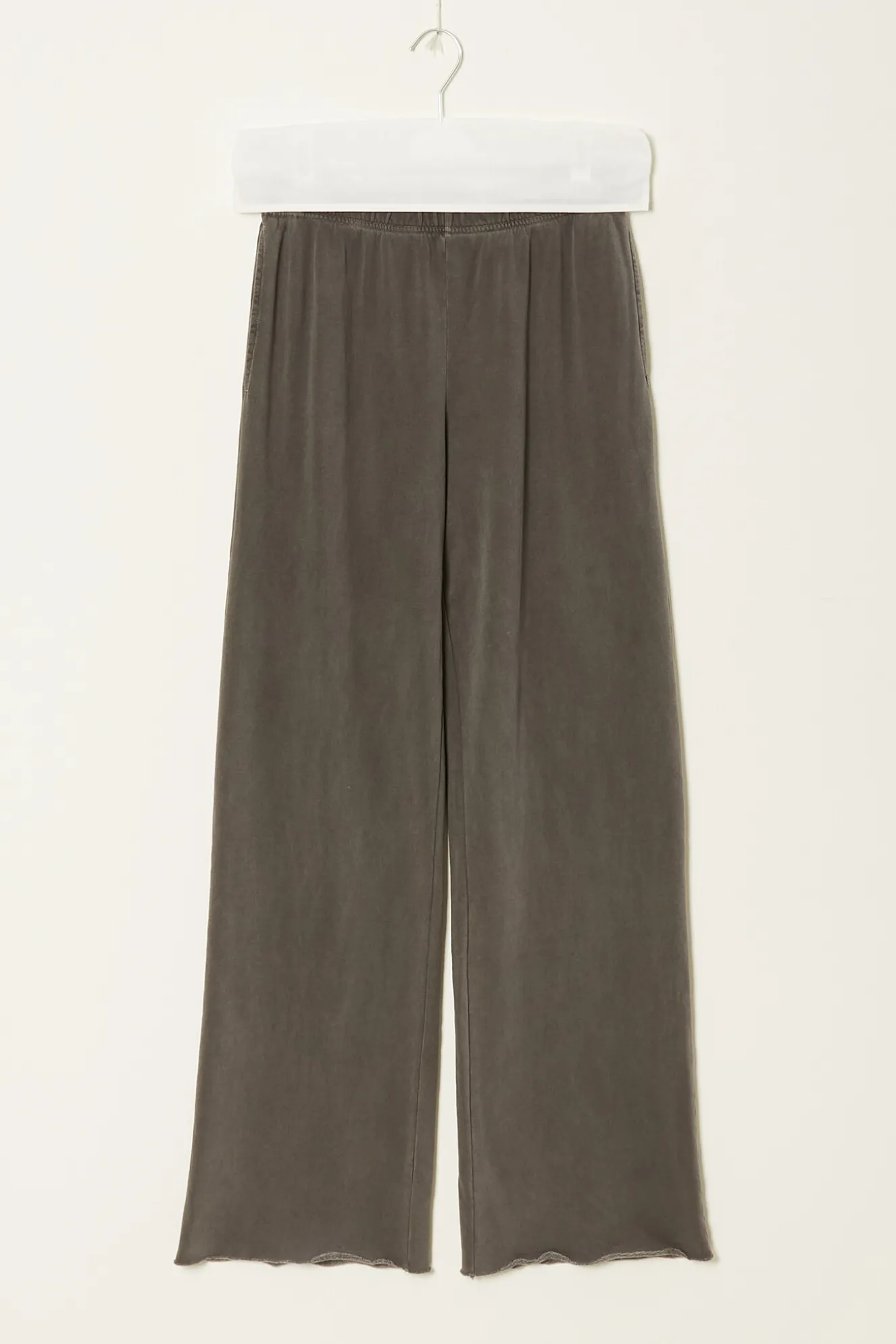 emmette_sweatpant_0-1.webp Emmette sweatpant