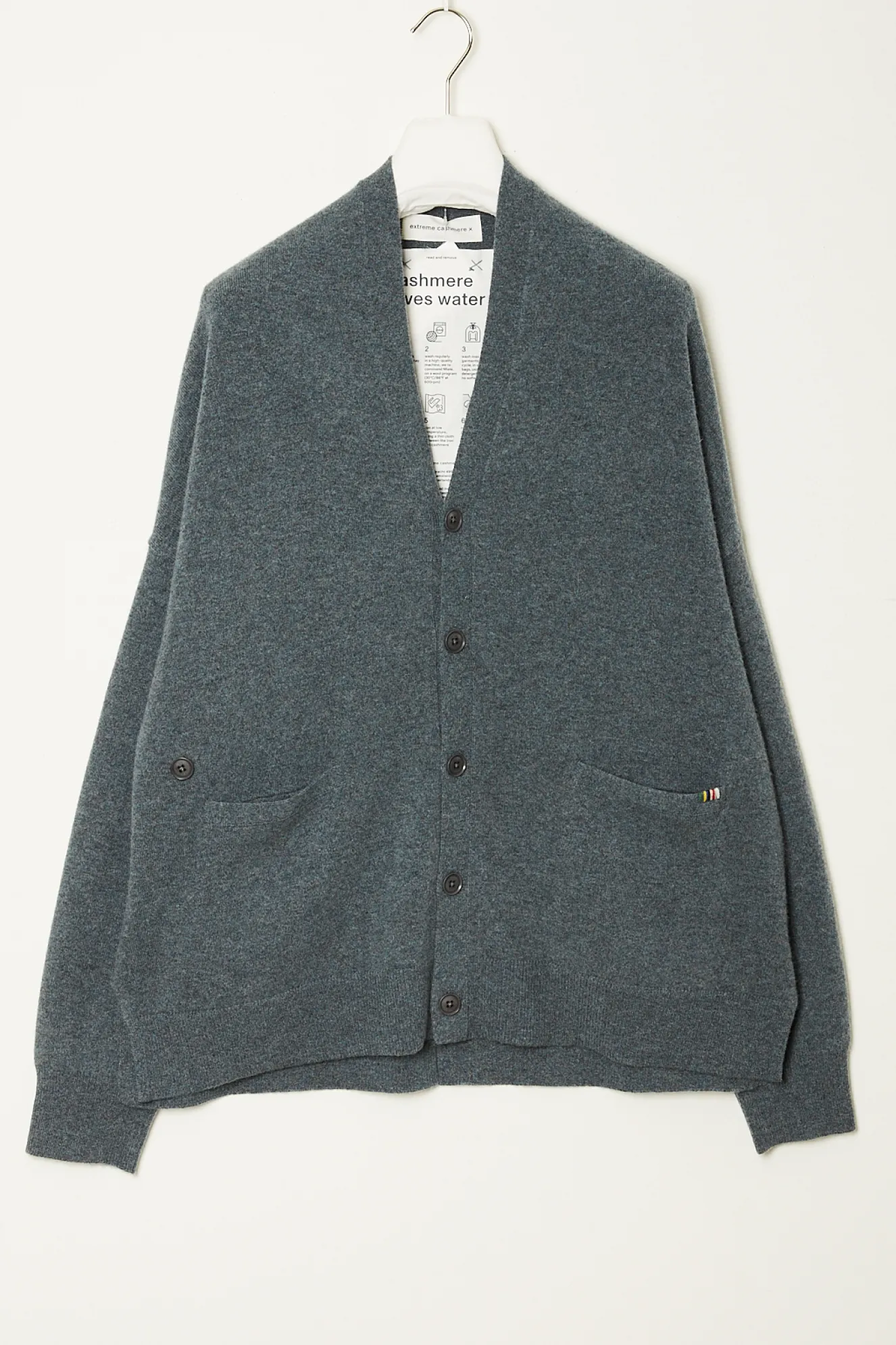 extreme_cashmere_n_tokio_0.webp Extreme cashmere n°24 tokio