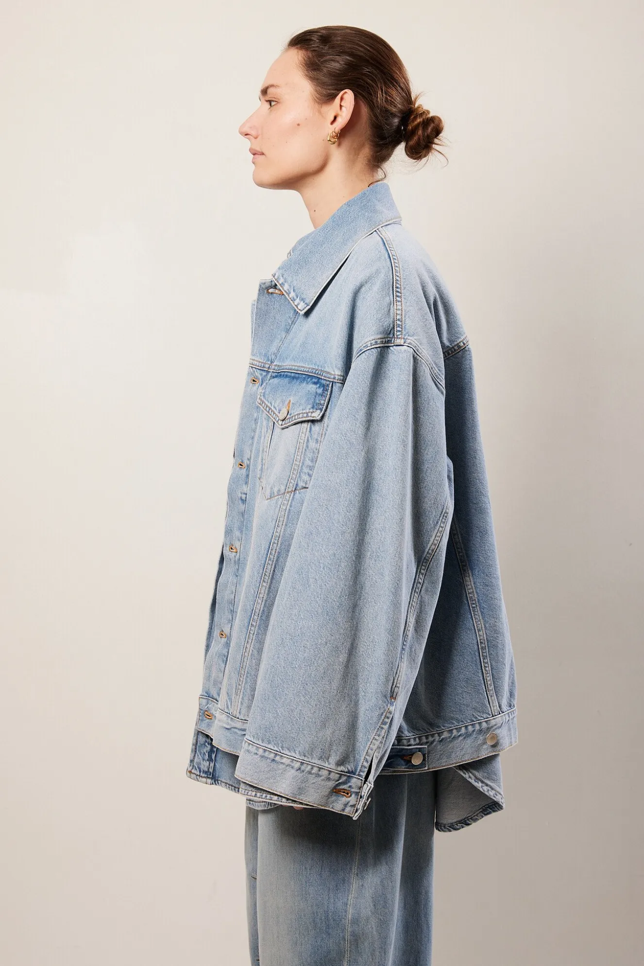 haikure_janet_denim_jacke_2.webp Haikure Janet denim jacket