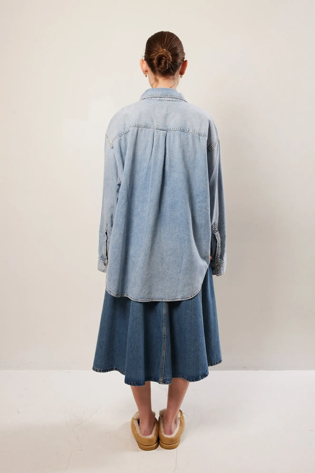 haikure_mid_serenity_deni_3.webp Haikure Mid serenity denim skirt