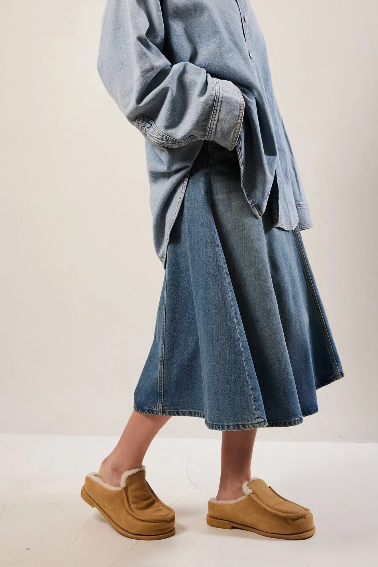 haikure_mid_serenity_deni_5.webp Haikure Mid serenity denim skirt