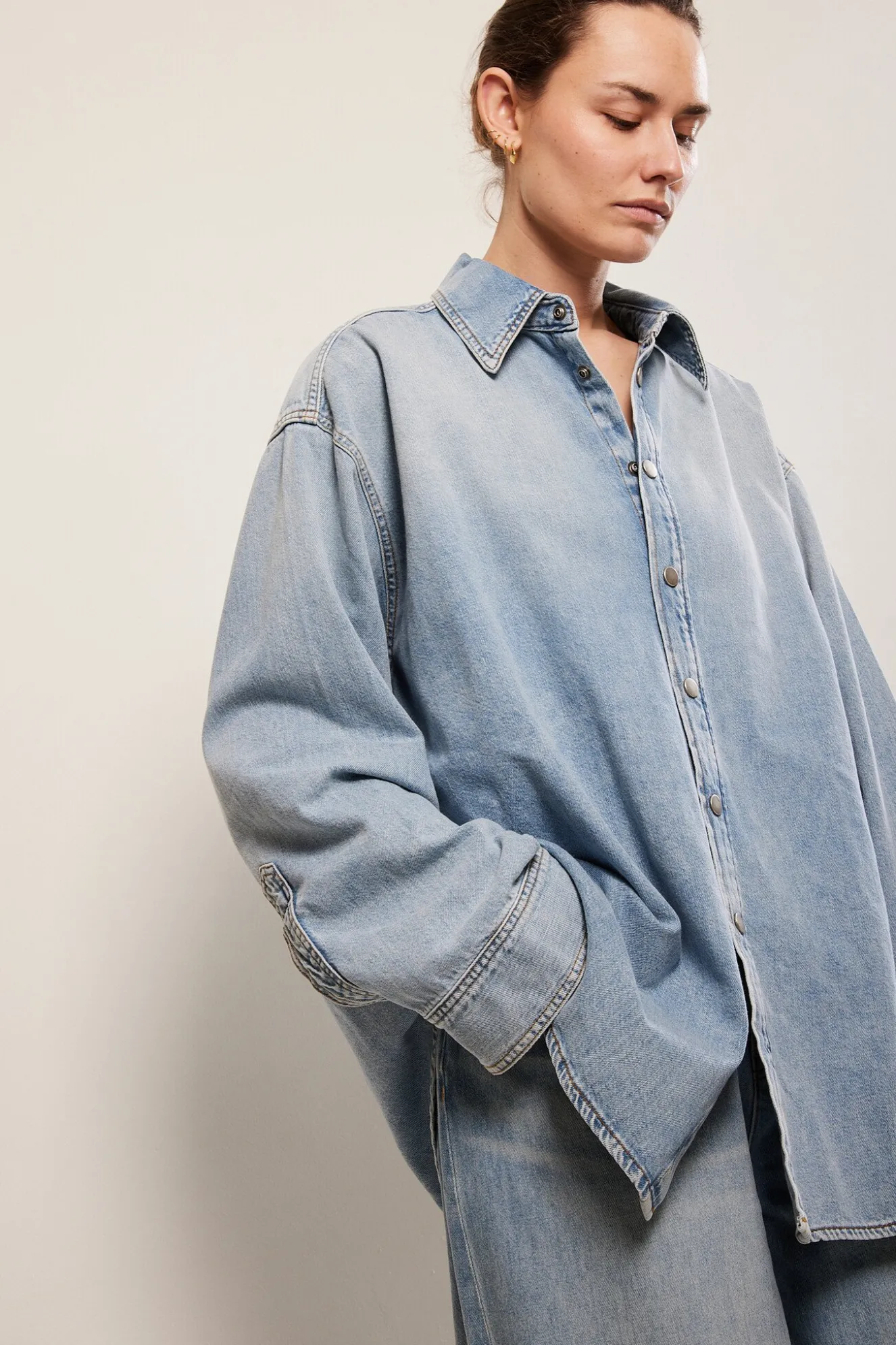 haikure_new_ofelia_denim__2.webp Haikure New Ofelia denim shirt