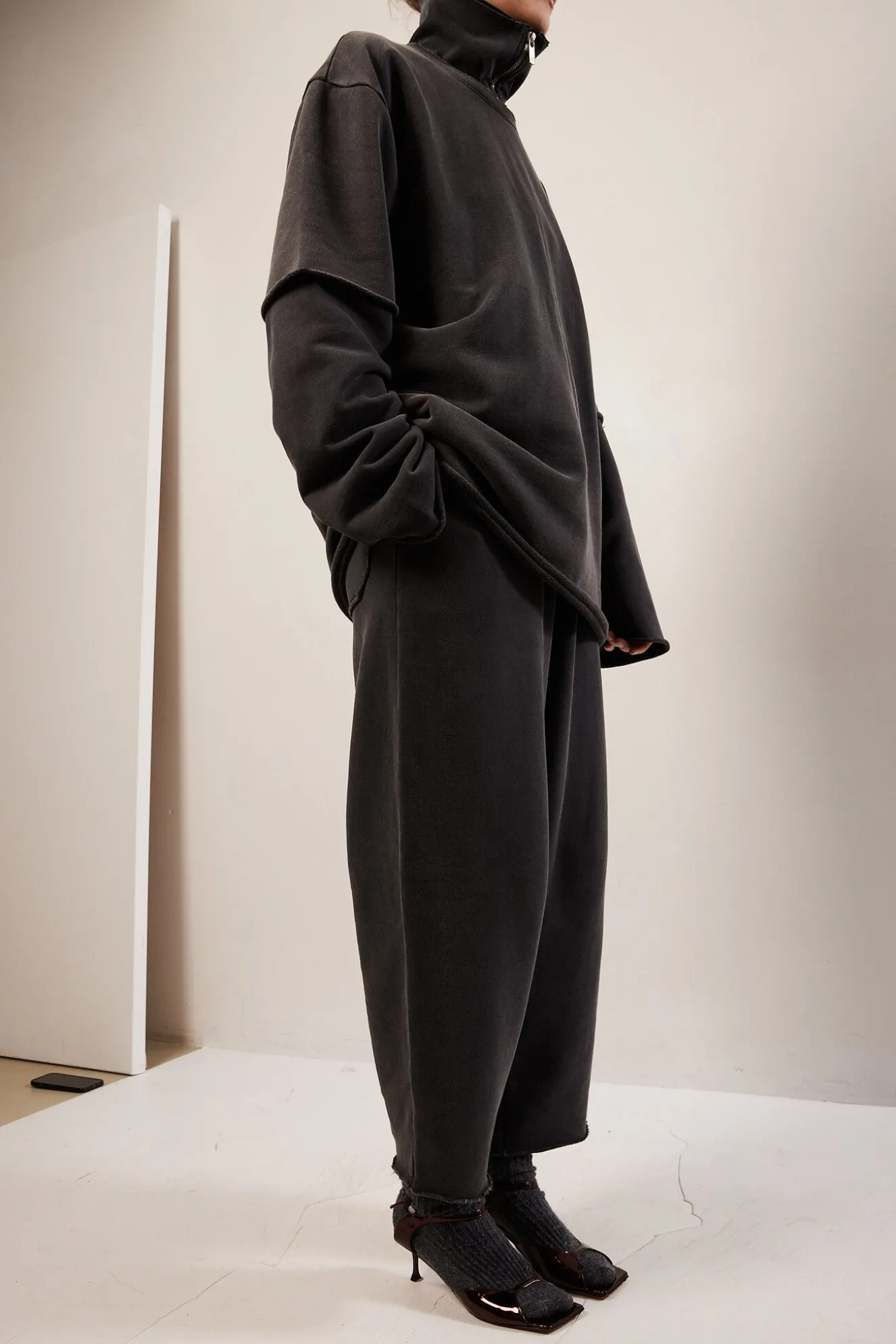 helmut_lang_gd_cocoon_jog_3.webp Helmut Lang GD cocoon jogger