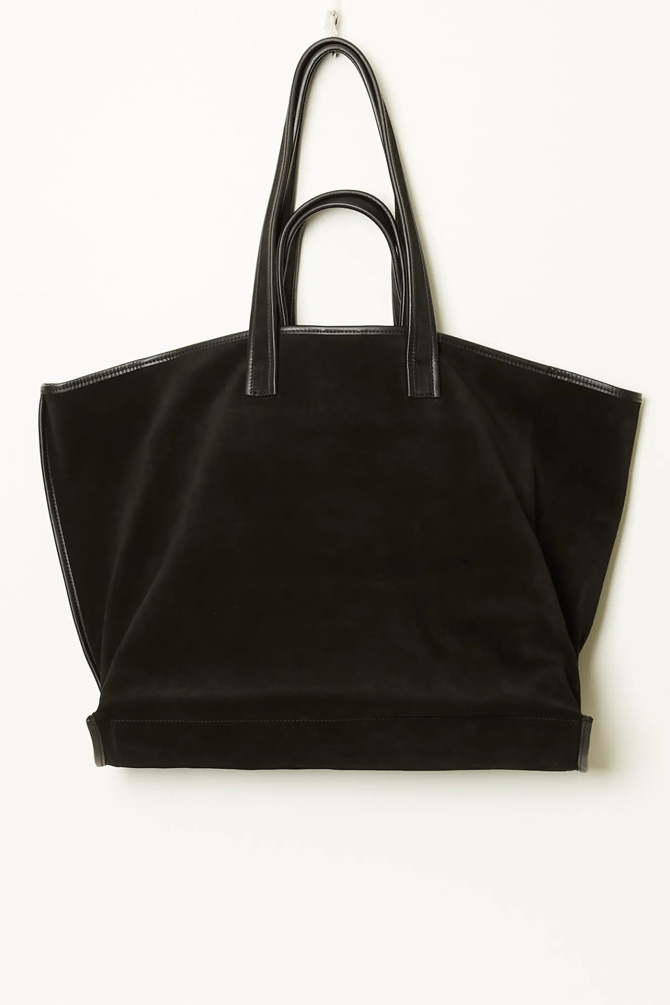kassl_tote_suede_0-1.webp KASSL Tote suede