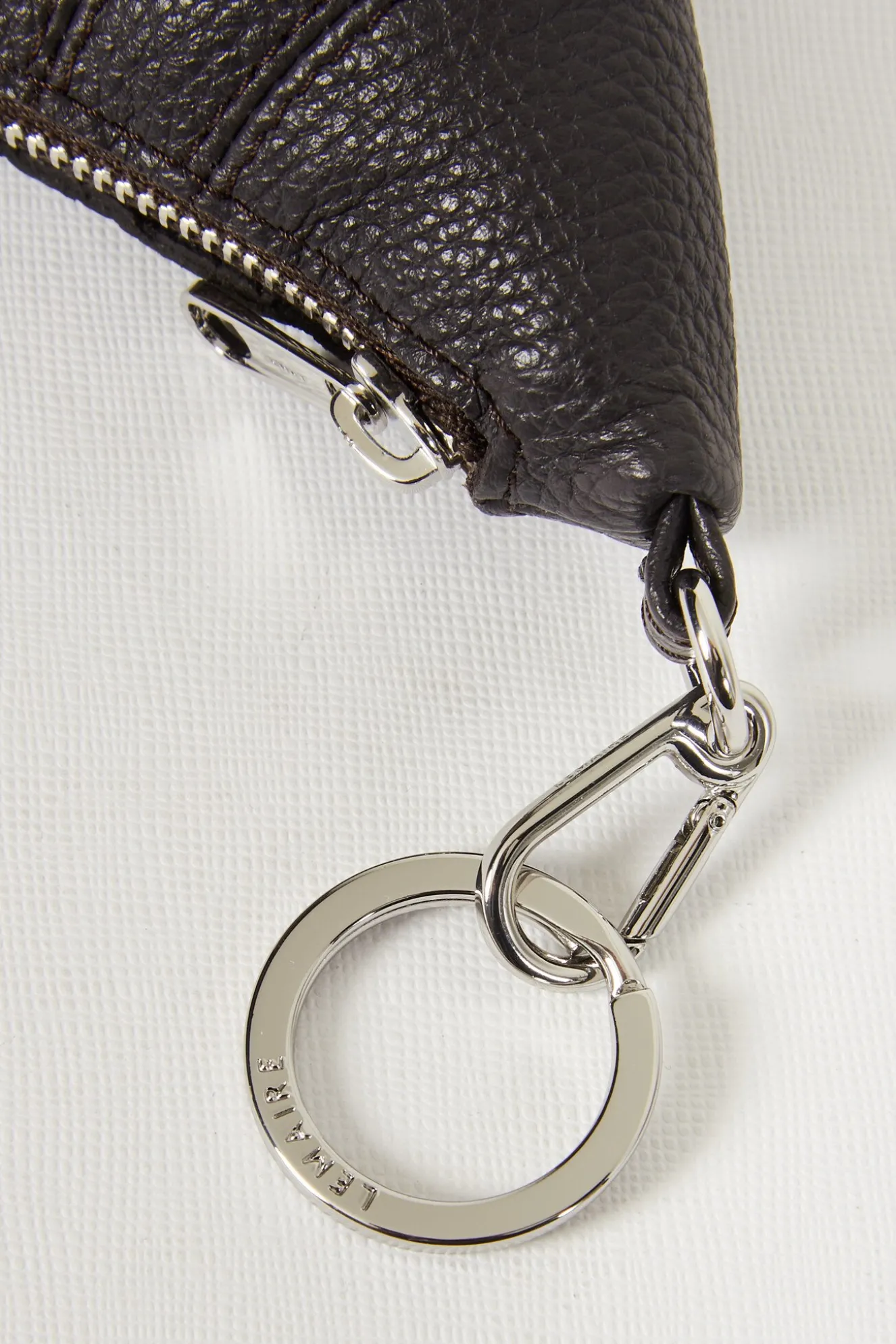 lemaire_mini_croissant_ke_5.webp Lemaire Mini croissant keyring