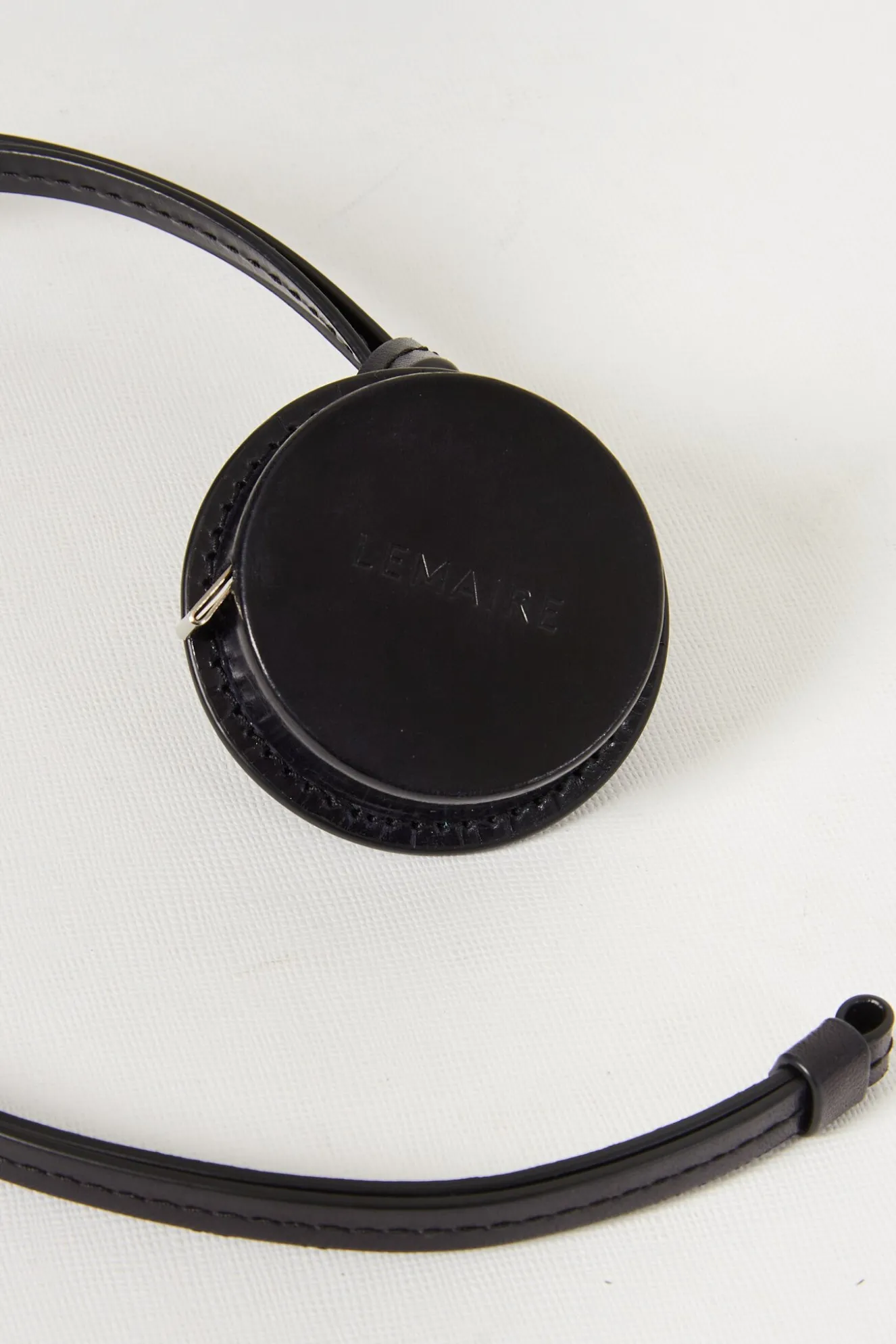 lemaire_molded_tape_neckl_2.webp Lemaire Molded tape necklace