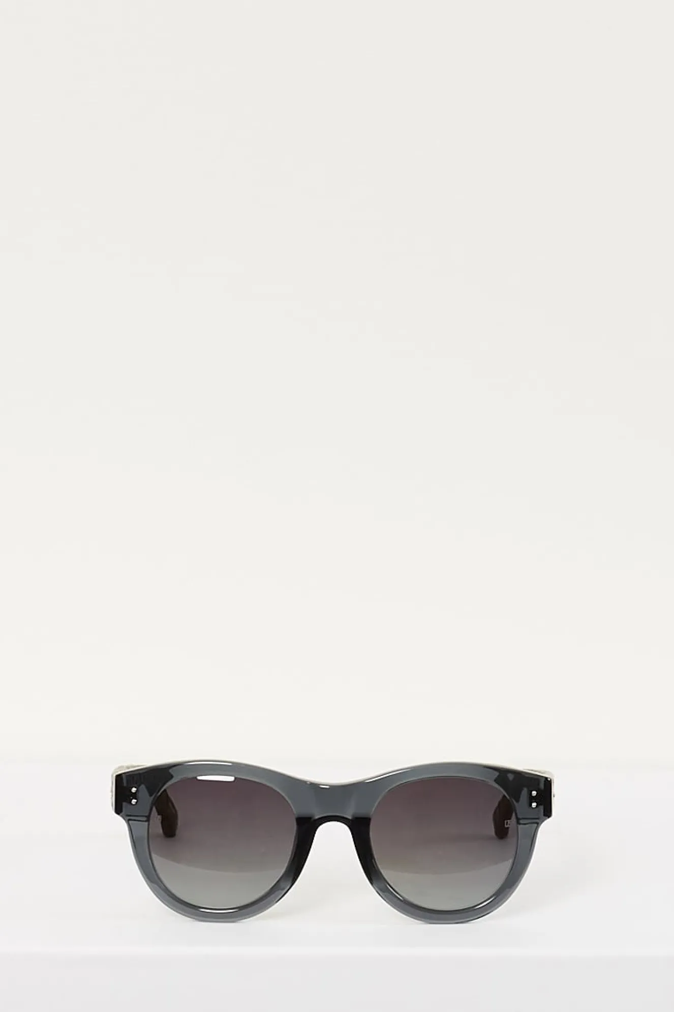 linda_farrow_gold_horn_ac_0.webp Linda Farrow gold horn acetate frame green lens sunglasses