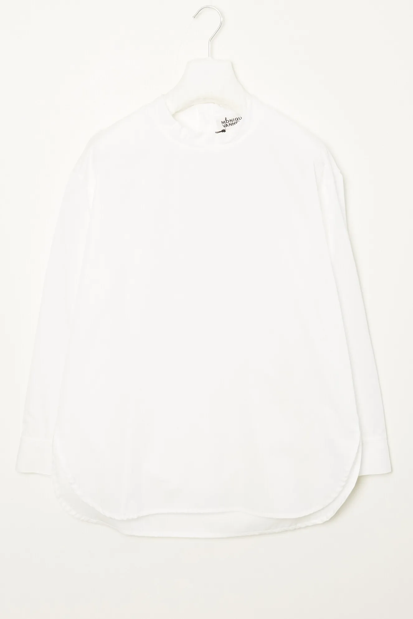 monique_van_heist_the_cot_0.webp Monique van Heist The cotton shirt