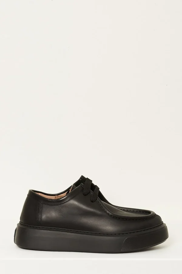 Referenc Fernabee leather