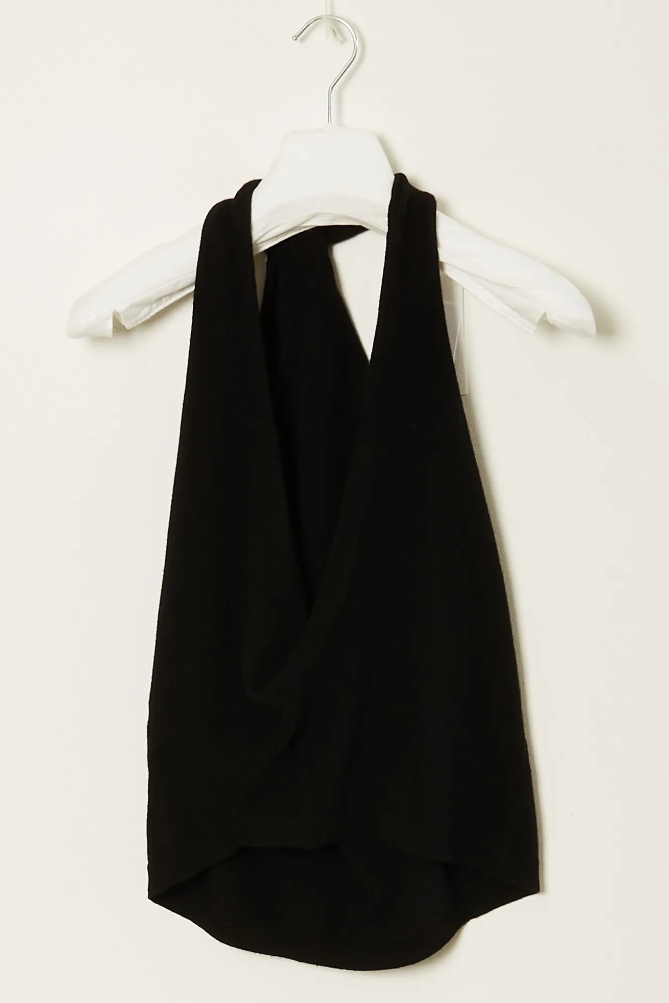 rhe_sculptural_open_back__0.webp Róhe Sculptural open back top