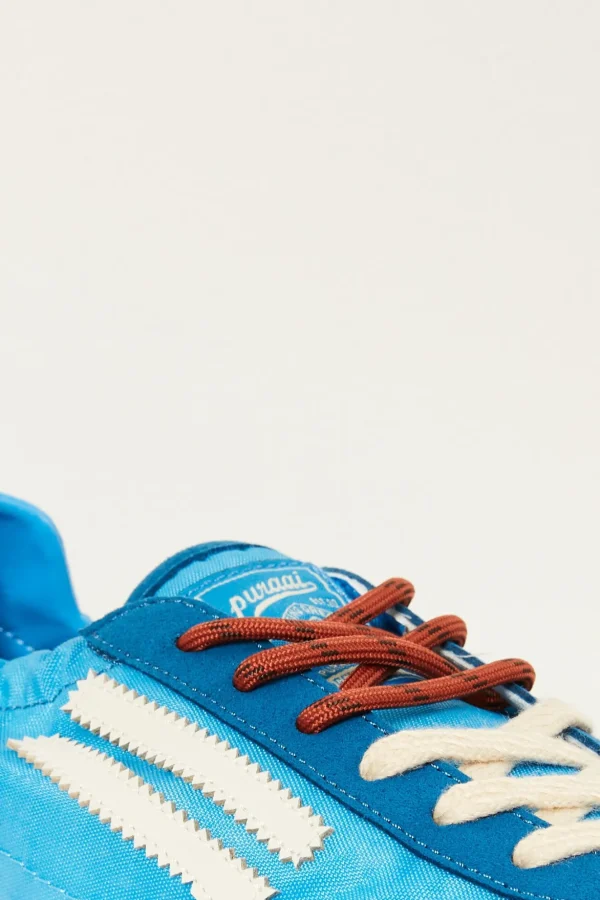 6.02 sneakers