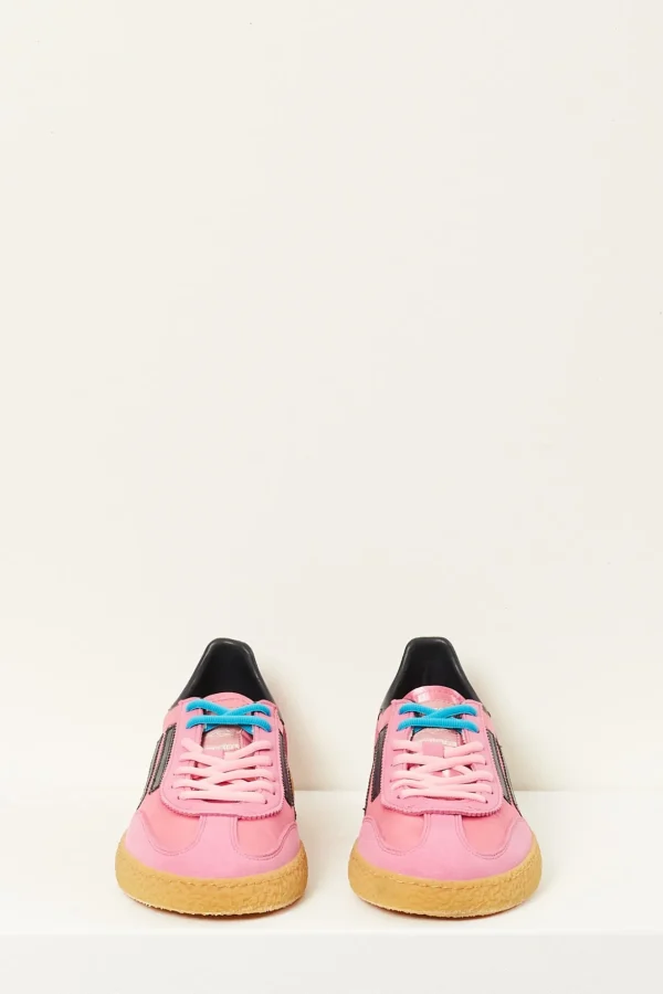 6.01 sneakers