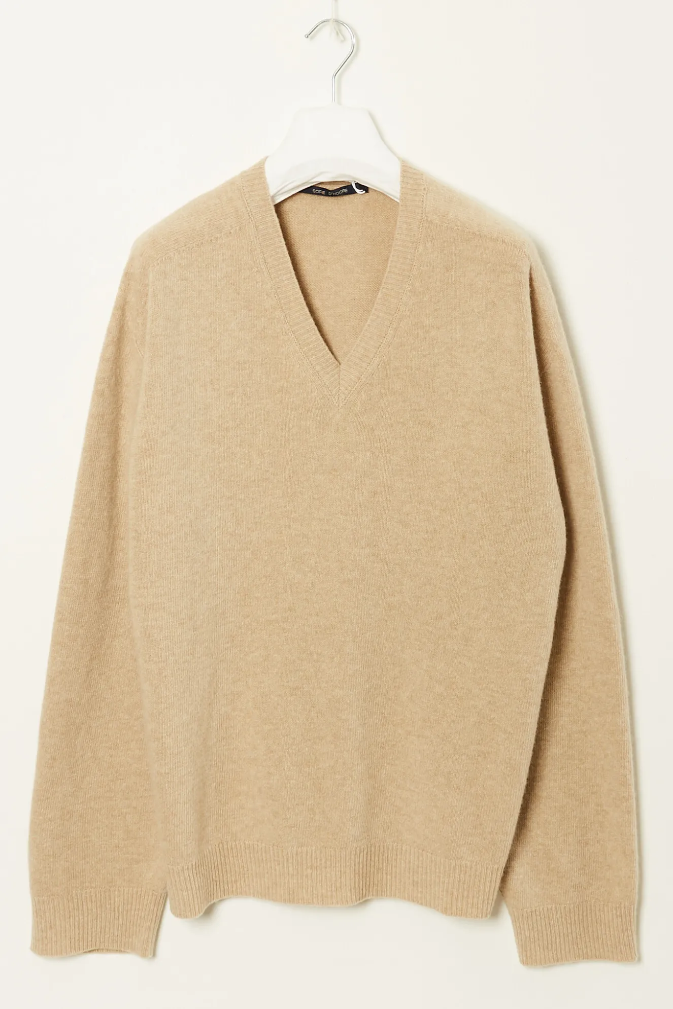 sofie_dhoore_matthew_vnec_0.webp Sofie d'Hoore MATTHEW v-neck sweater