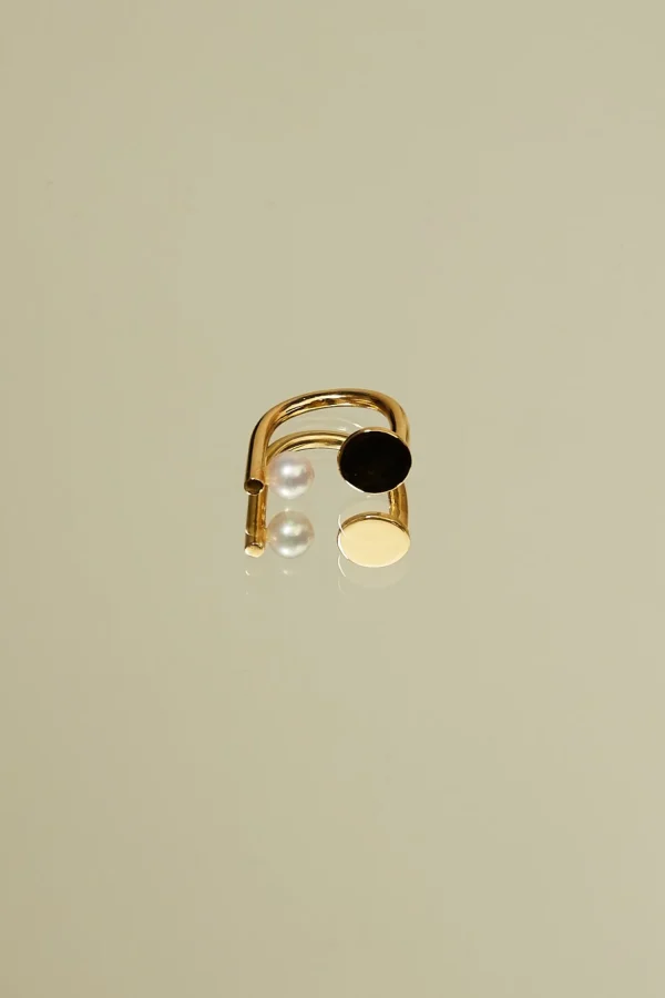 Studio Collect Discus ring with pearl
