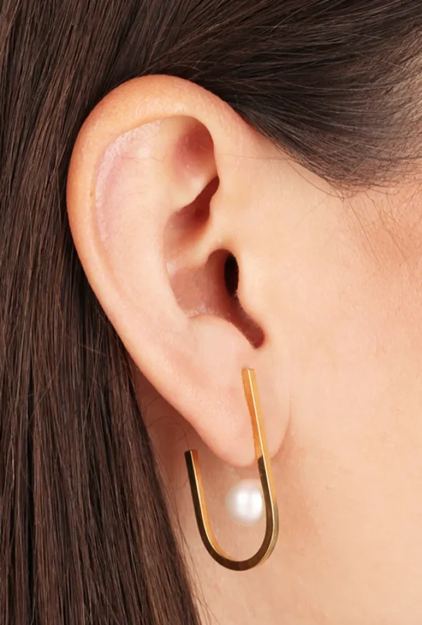 The Boyscouts Earring Rivet pearl