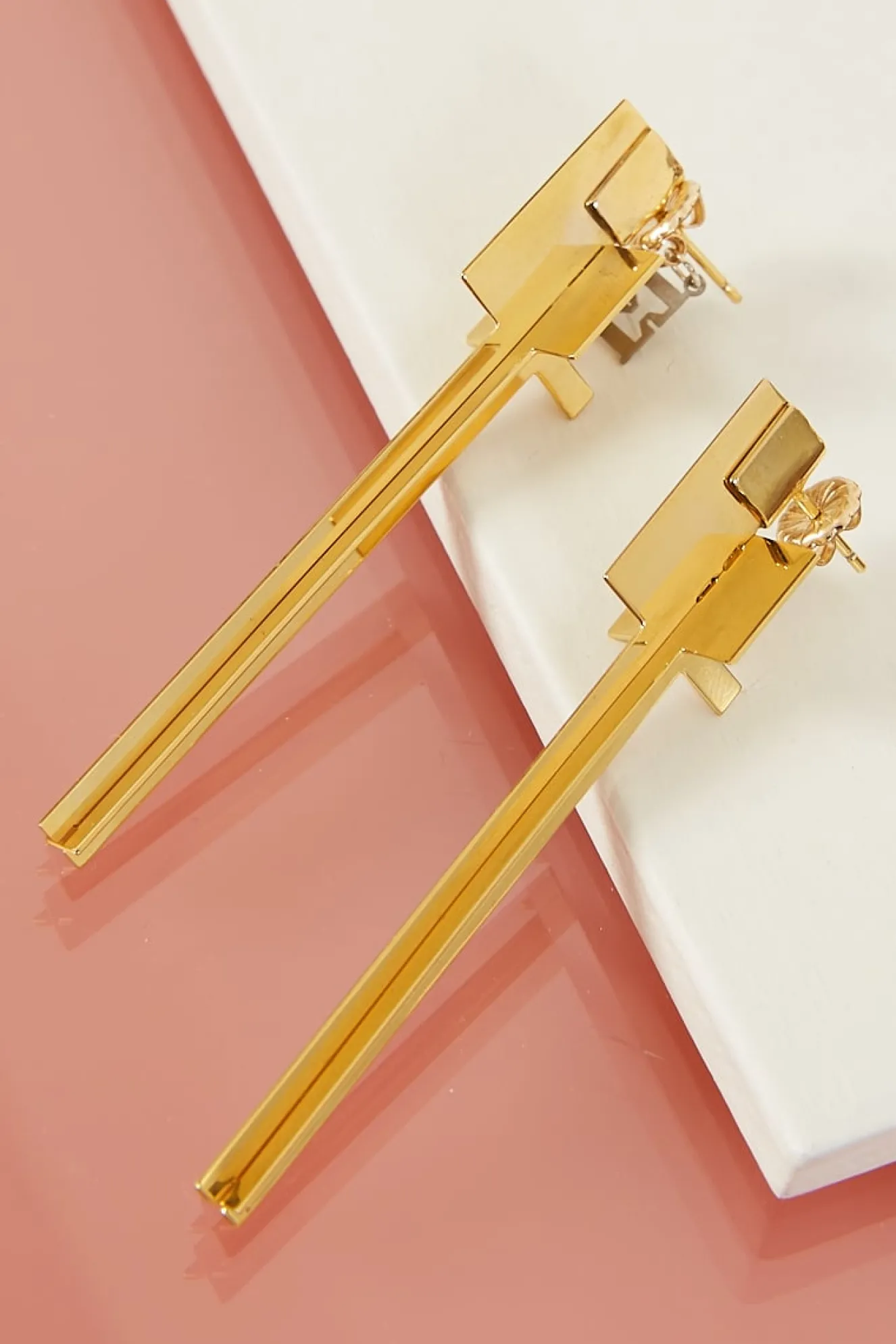 tweek_cross_cross_k_earri_1.webp Tweek Cross Cross 24k earrings